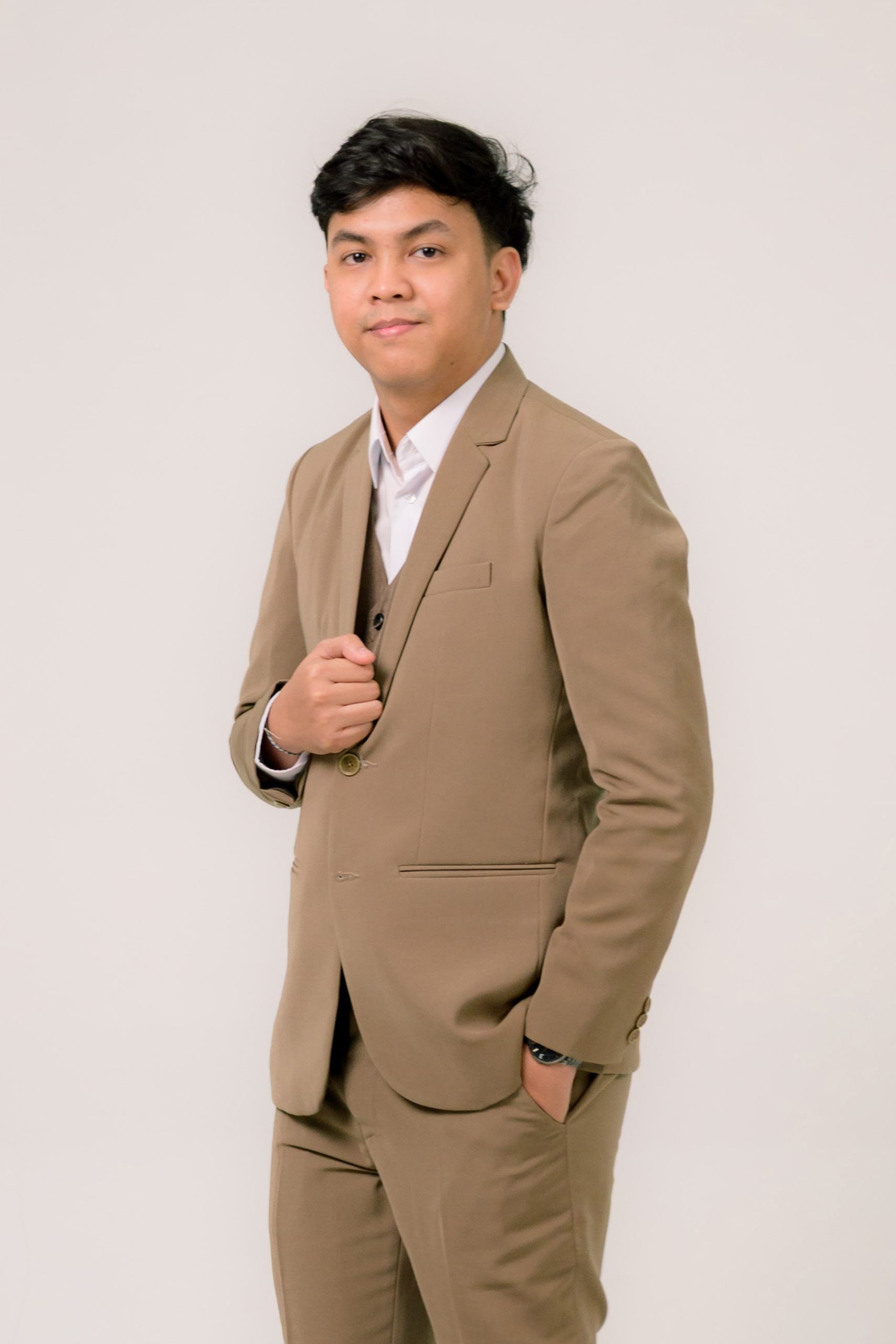 Sendiri Cowo (Groom)